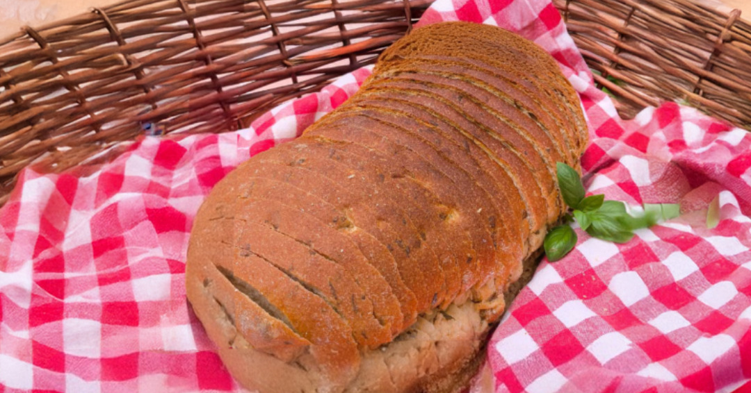 Pan de albahaca harina de kimuk producido en CR – Finca Tierra de Sueños – 1kg
